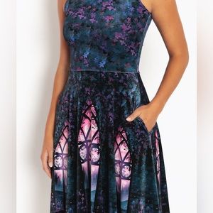 Blackmilk “WINDOW SPIRIT REALM VELVET PRINCESS MIDI DRESS LMD” Size Medium M NWT